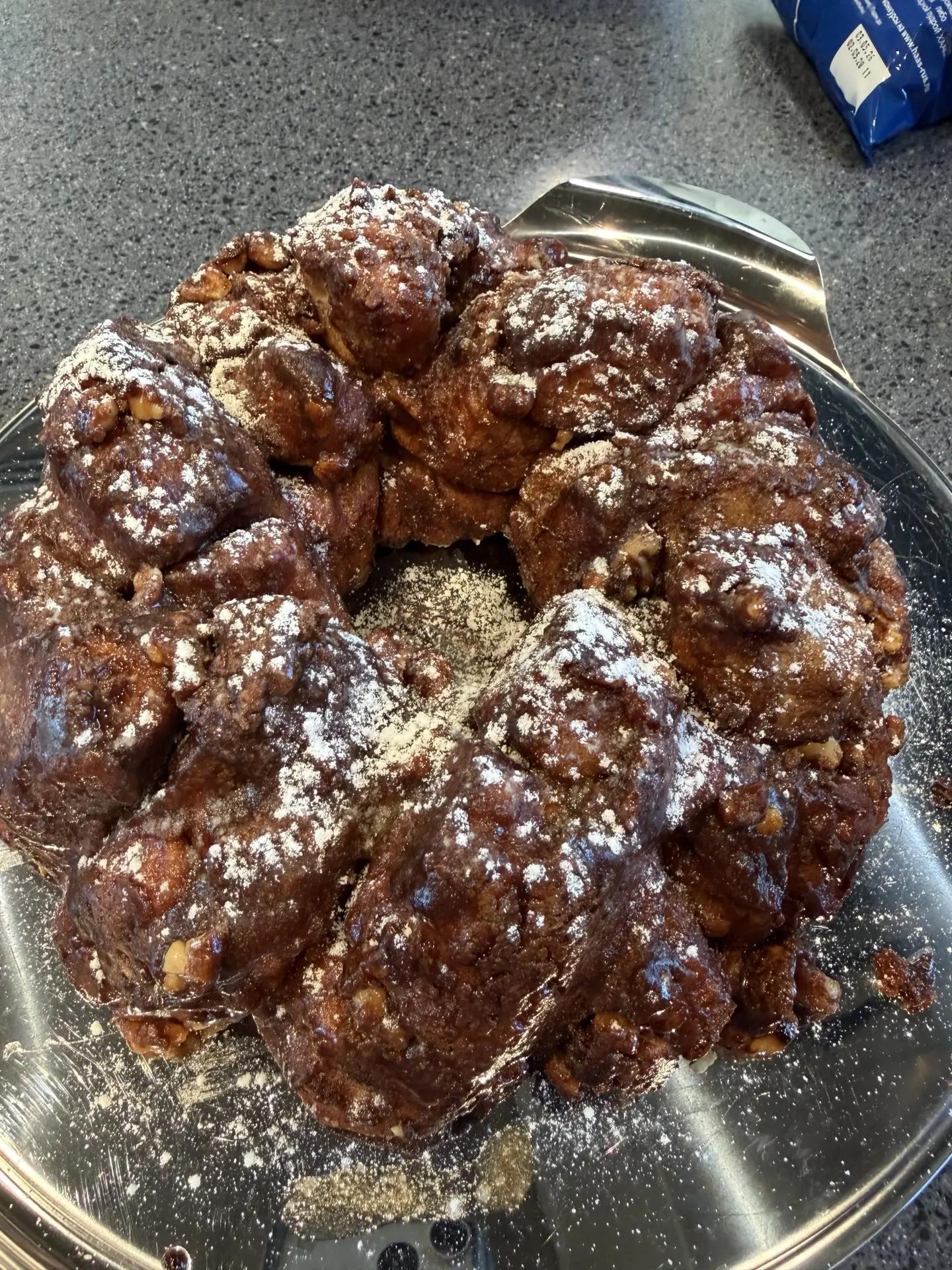 Пример готового пирога Monkey Bread